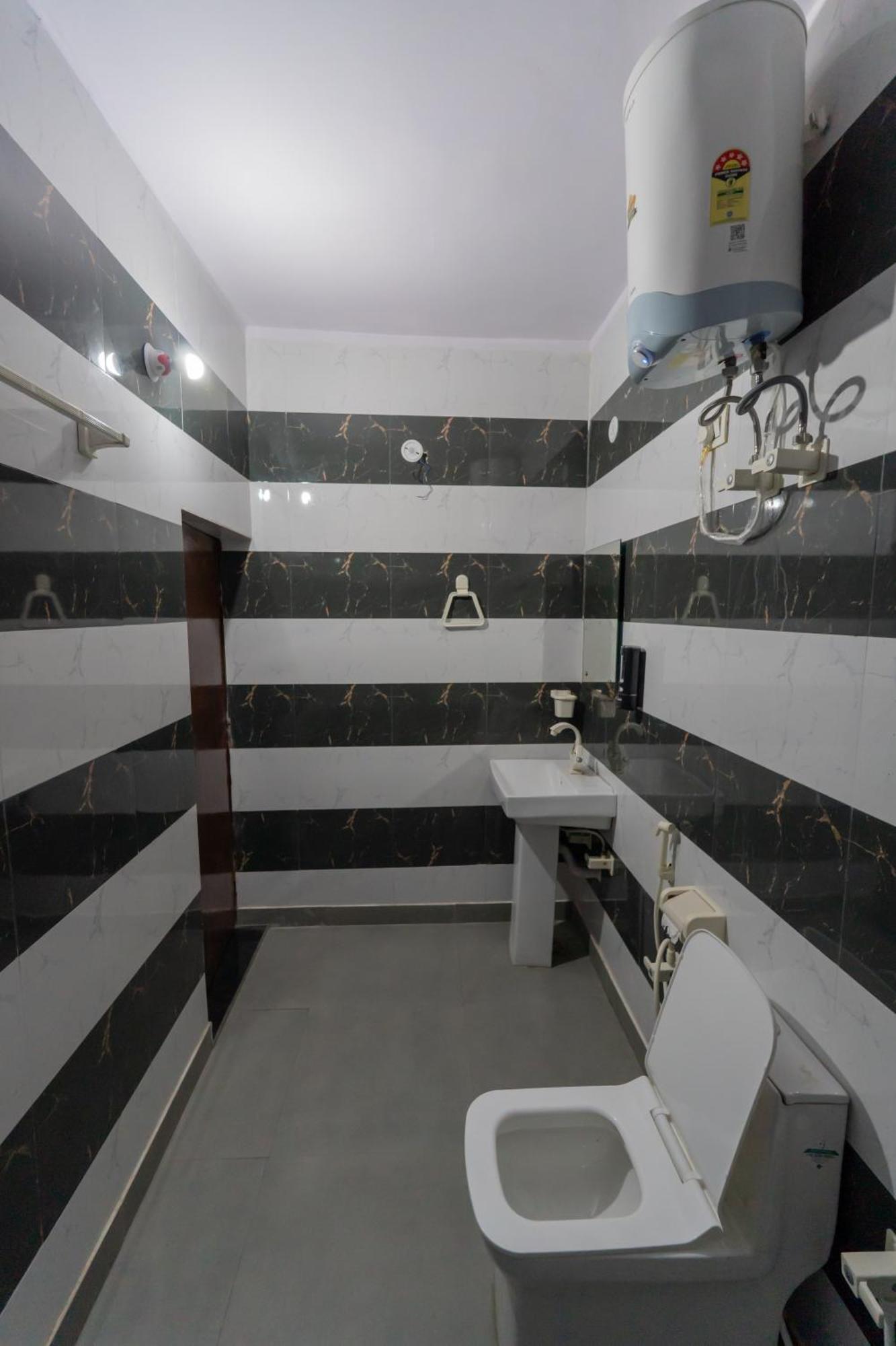 Big Brother Hostel Hotel Agra  Room photo