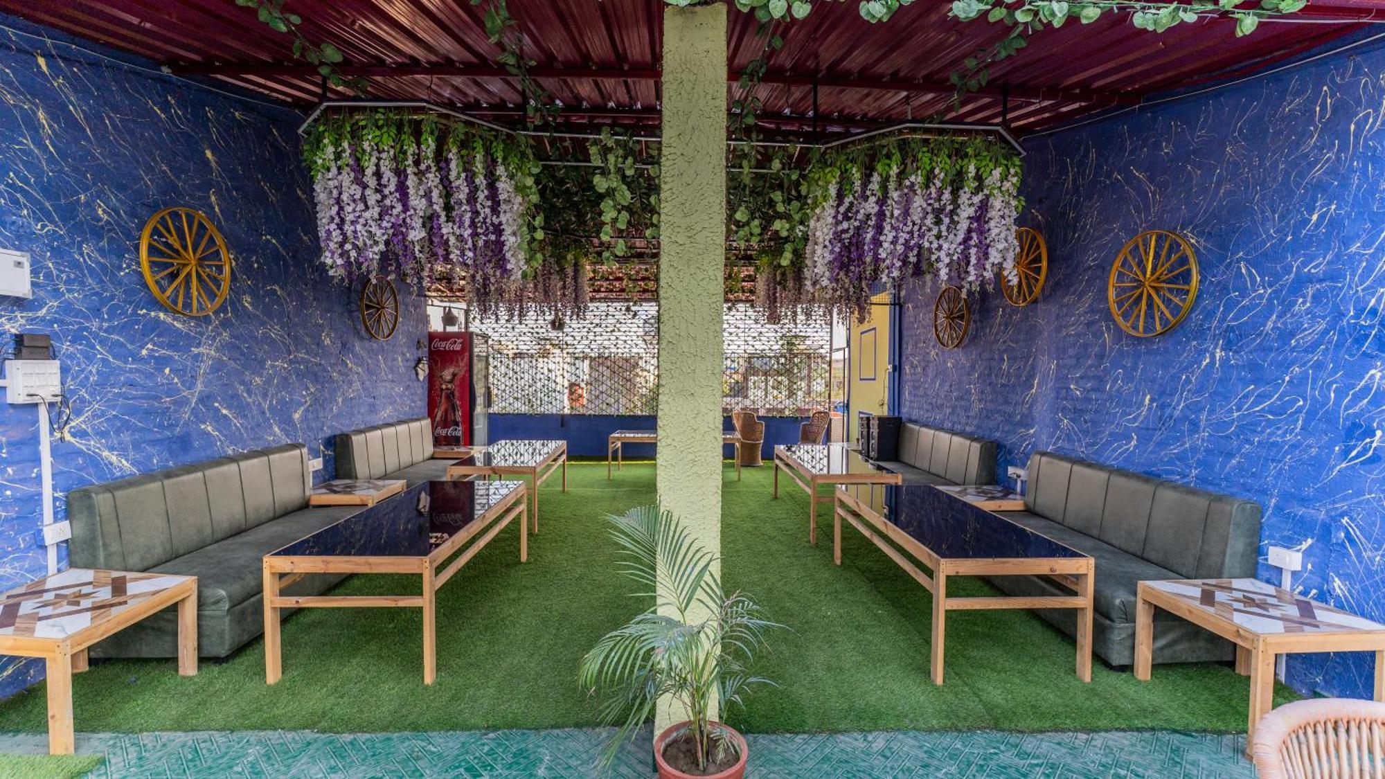 Big Brother Hostel Hotel Agra  Exterior photo